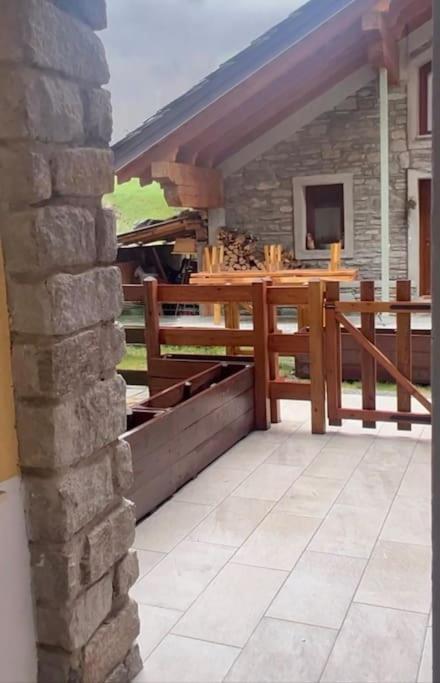 Petit Bijou - Corbet - Monolocale Con Divano Letto In Soggiorno - Massimo 3 Persone Champoluc Exterior photo